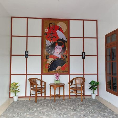 Yutaka Inn Banyuwangi Banyuwangi  Extérieur photo