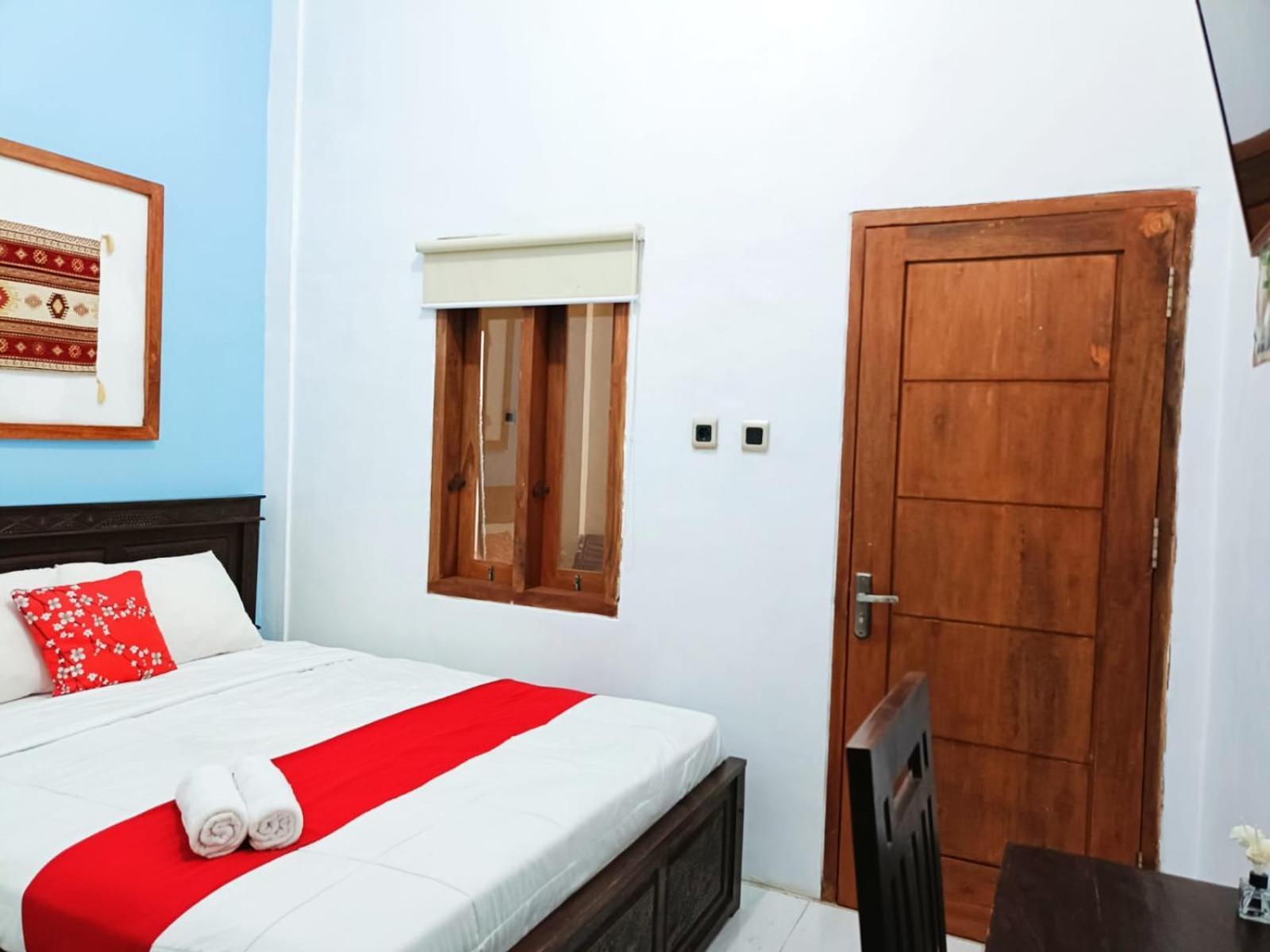 Yutaka Inn Banyuwangi Banyuwangi  Extérieur photo
